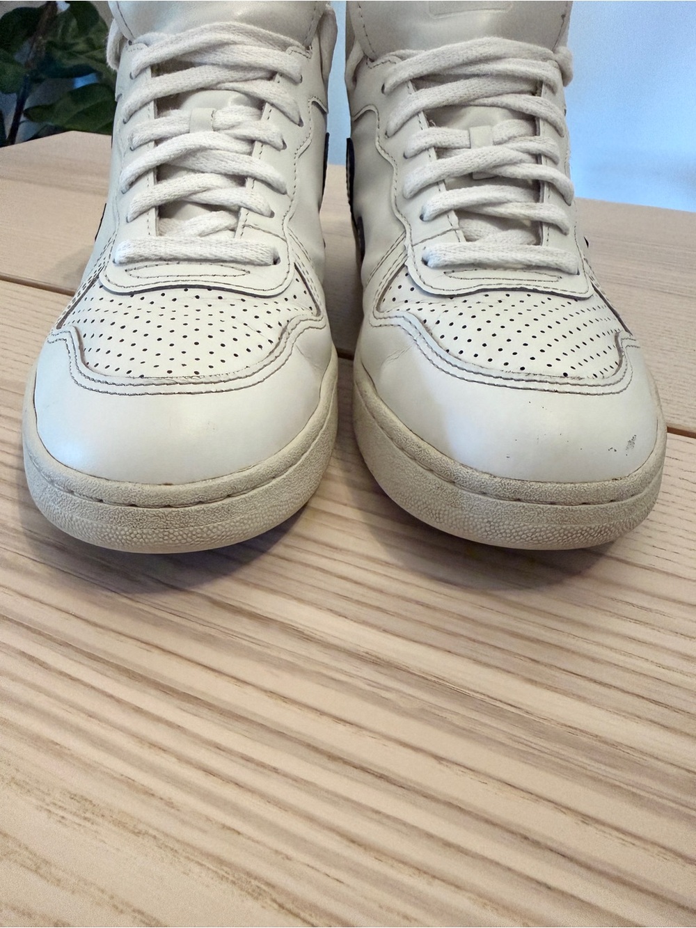 VEJA V-15 Leather White Nautico Navy High Top Sneakers EU 40 US 8.5 - Picture 5 of 8
